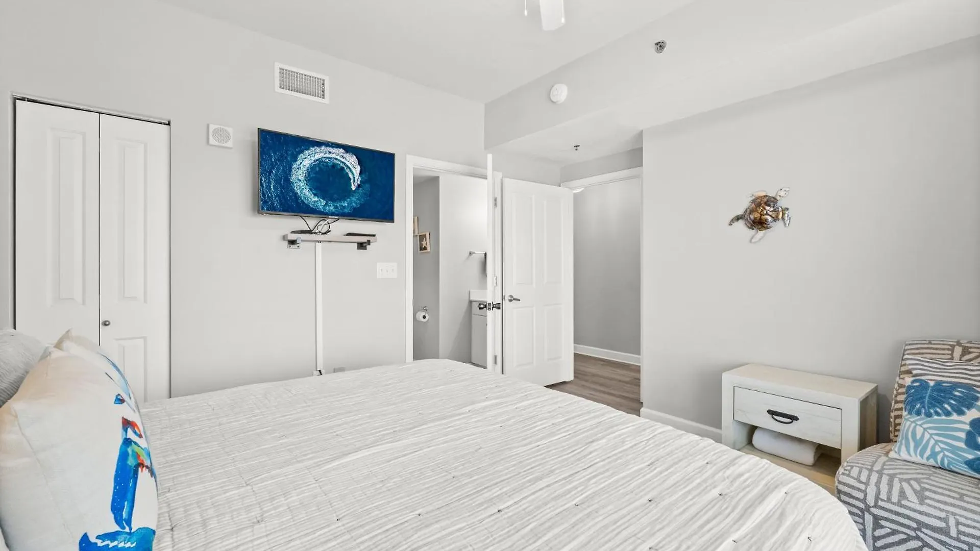 Lägenhet Modern Beachfront Condo On The Beach Sleeps 6! By Dolce Vita Getaways Pcb Panama City Beach